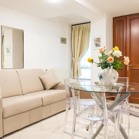 Lejlighed -spacious And Flat With Private Patio *