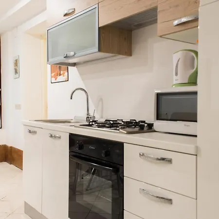 Daire -spacious And Flat With Private Patio